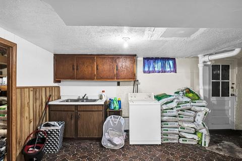 77 Jerilis Dr, Springfield, MA 01119 photo 18