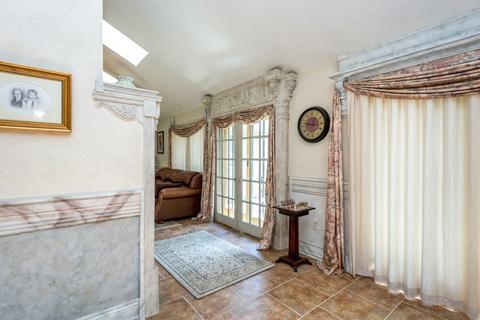 26 Modoc St, Worcester, MA 01604 photo 9