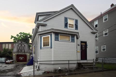 96 Almy St, Fall River, MA 02720 photo 3