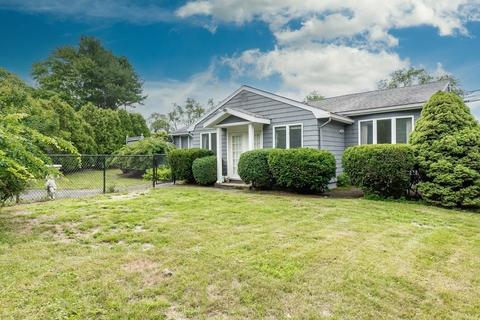 26 Dunham Rd, Beverly, MA 01915 photo 2