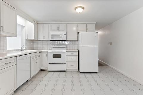 26 Dunham Rd, Beverly, MA 01915 photo 6