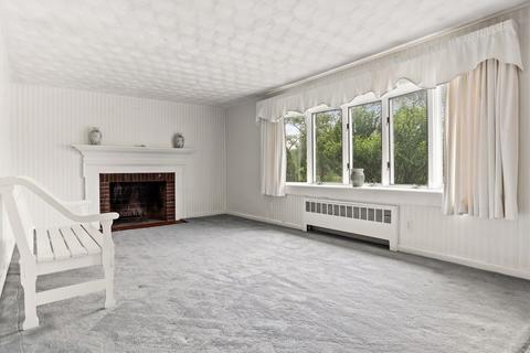26 Dunham Rd, Beverly, MA 01915 photo 3