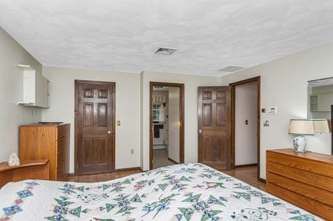 12 Clover Cir, Reading, MA 01867 photo 14