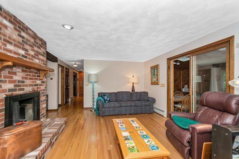 12 Clover Cir, Reading, MA 01867 photo 8