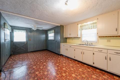 40 Brierway Dr, Worcester, MA 01604 photo 8