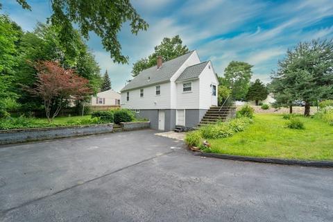 40 Brierway Dr, Worcester, MA 01604 photo 3