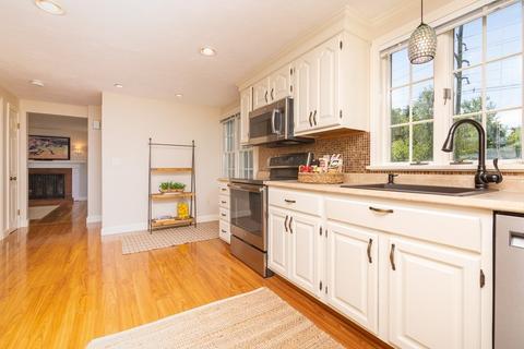 12 Roosevelt Ave, Danvers, MA 01923 photo 6