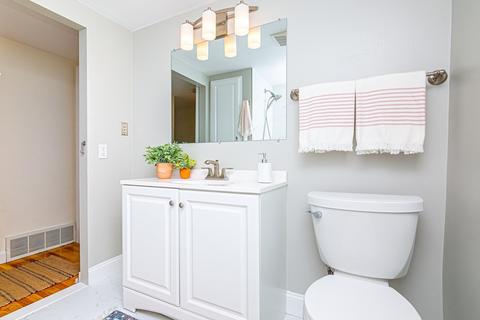 12 Roosevelt Ave, Danvers, MA 01923 photo 23