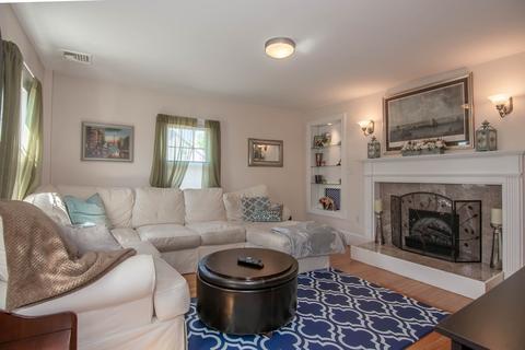 11 Cherry St #3, Danvers, MA 01923 photo 4