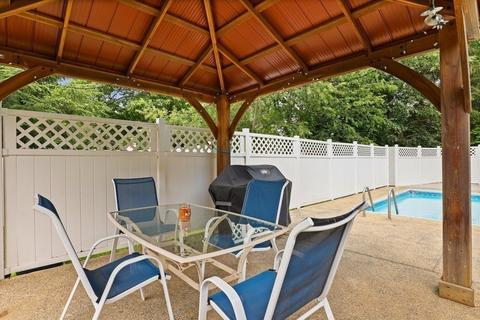 9 Pine Hill Rd, Danvers, MA 01923 photo 30