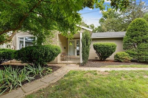 9 Pine Hill Rd, Danvers, MA 01923 photo 1
