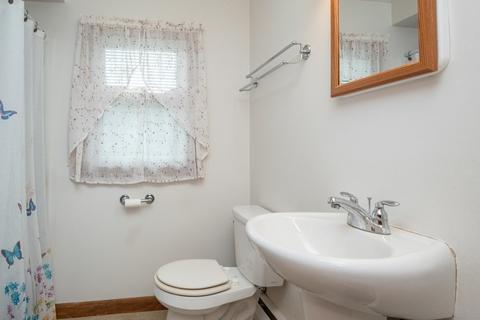 32 West Ave, Webster, MA 01570 photo 11