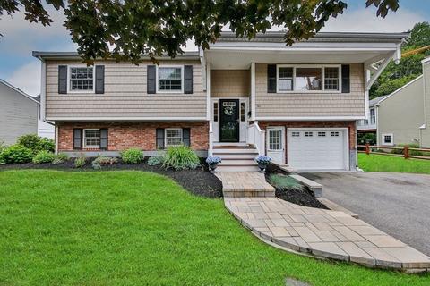 46 Audubon Rd, Reading, MA 01867 photo 3