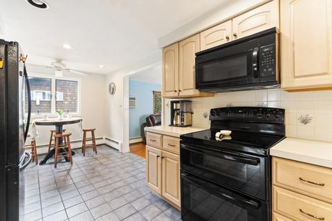 5 Robinson Rd, Beverly, MA 01915 photo 9