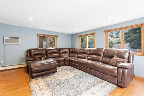 5 Robinson Rd, Beverly, MA 01915 photo 12