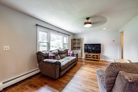 78 Warwick Rd, Chicopee, MA 01020 photo 19