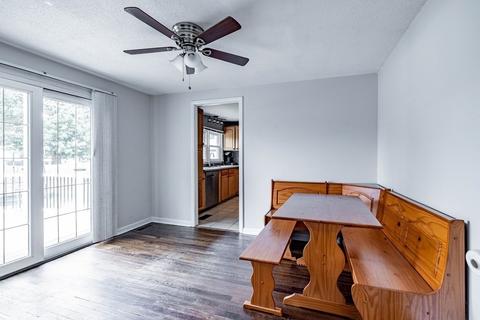 78 Warwick Rd, Chicopee, MA 01020 photo 8
