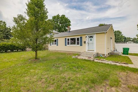 78 Warwick Rd, Chicopee, MA 01020 photo 1
