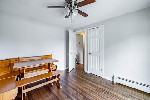 78 Warwick Rd, Chicopee, MA 01020 photo 6