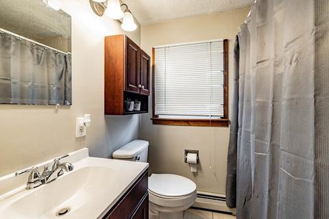 78 Warwick Rd, Chicopee, MA 01020 photo 9