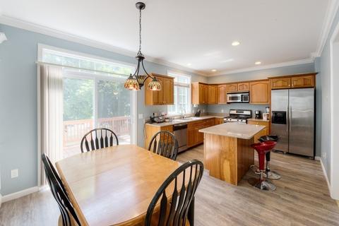 5 Rainbow Dr, Worcester, MA 01605 photo 9