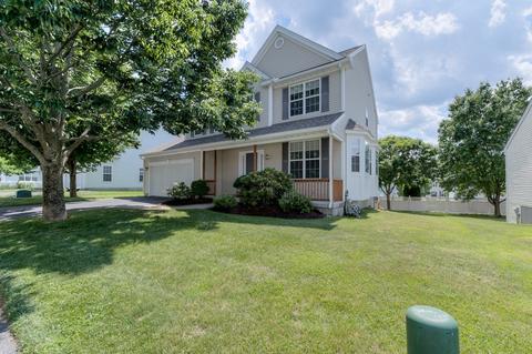 5 Rainbow Dr, Worcester, MA 01605 photo 1