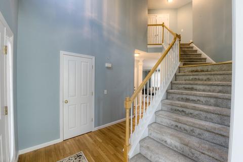 5 Rainbow Dr, Worcester, MA 01605 photo 5
