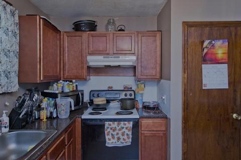 116 Methuen St, Springfield, MA 01119 photo 6