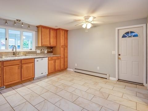 49 Poland St, Webster, MA 01570 photo 10
