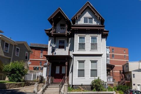 31 Chestnut St #3, Gloucester, MA 01930 photo 1