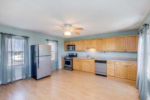 31 Chestnut St #3, Gloucester, MA 01930 photo 3
