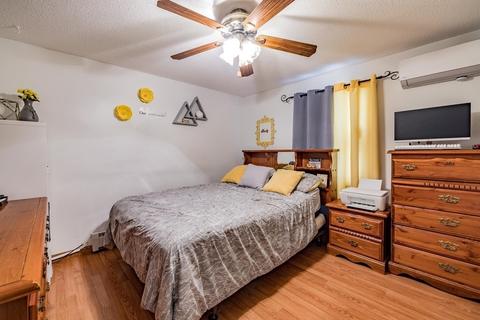 5 Dell Pl, Springfield, MA 01118 photo 15