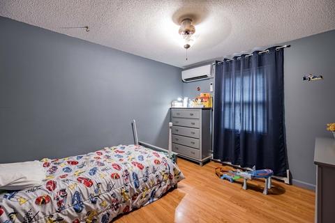 5 Dell Pl, Springfield, MA 01118 photo 18