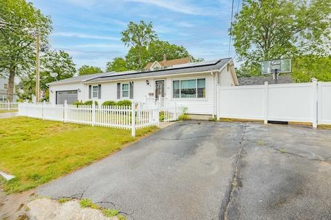 5 Dell Pl, Springfield, MA 01118 photo 6