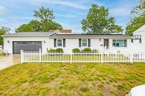 5 Dell Pl, Springfield, MA 01118 photo 2