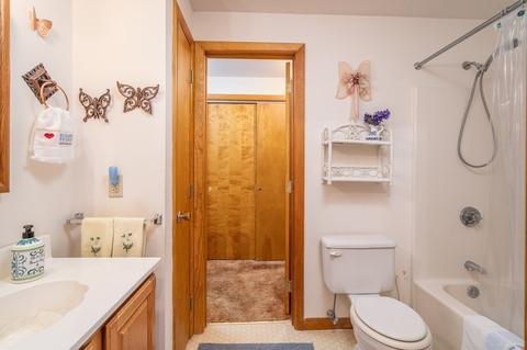 237 Park St, Easthampton, MA 01027 photo 11