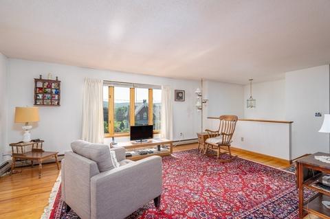 237 Park St, Easthampton, MA 01027 photo 4