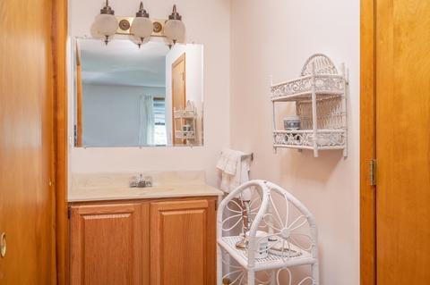 237 Park St, Easthampton, MA 01027 photo 15