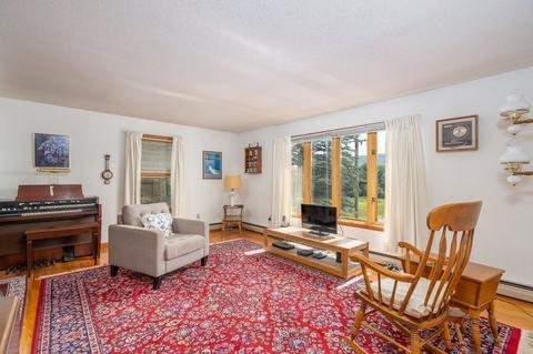 237 Park St, Easthampton, MA 01027 photo 3
