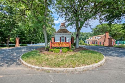 30 Halifax Ct #E, Springfield, MA 01108 photo 1