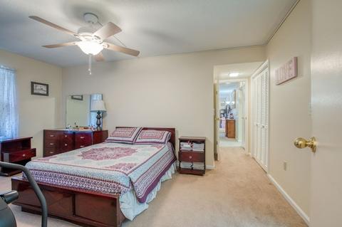 30 Halifax Ct #E, Springfield, MA 01108 photo 20