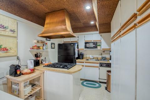 30 Halifax Ct #E, Springfield, MA 01108 photo 7