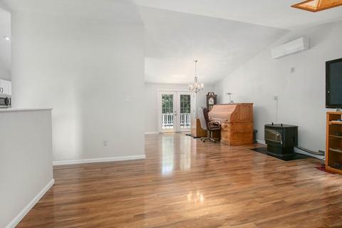 9 Riverside Dr, Webster, MA 01570 photo 8