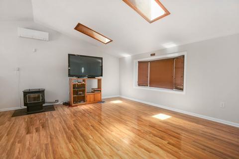 9 Riverside Dr, Webster, MA 01570 photo 6