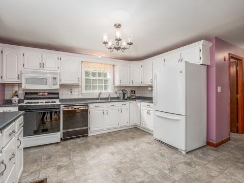 20 Heather Rd, Dracut, MA 01826 photo 10