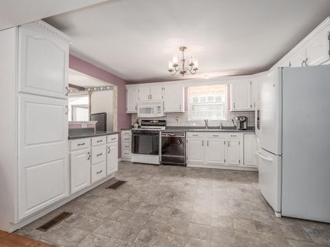 20 Heather Rd, Dracut, MA 01826 photo 9