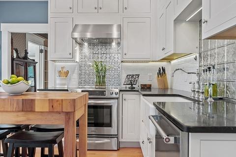 49 Chute St, Reading, MA 01867 photo 8