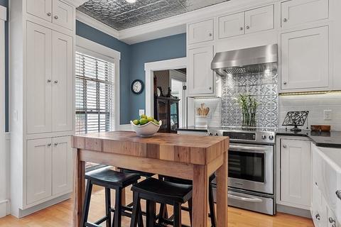 49 Chute St, Reading, MA 01867 photo 6