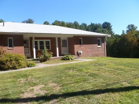 245 Kent Rd, Springfield, MA 01129 photo 1