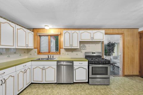 41 Louis Rd, Springfield, MA 01118 photo 6